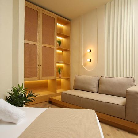 Hotel Brooklyn Vlorë Екстериор снимка