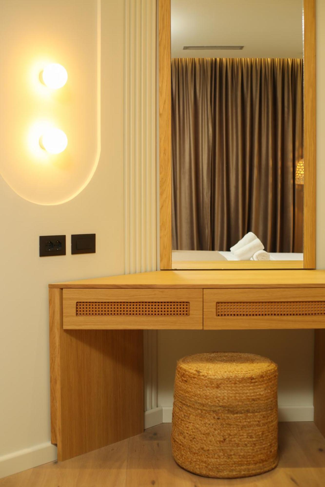 Hotel Brooklyn Vlorë Екстериор снимка